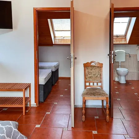 Pszczolka ホームステイ Białogóra