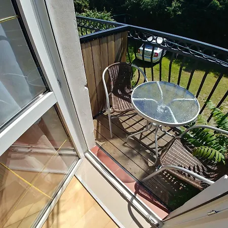 ホームステイ Pszczolka Białogóra