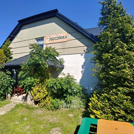 ホームステイ Pszczolka *